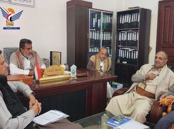 مناقشة مهام اللجنة المكلفة بتقييم مستوى تنفيذ المشاريع بمحافظة البيضاء