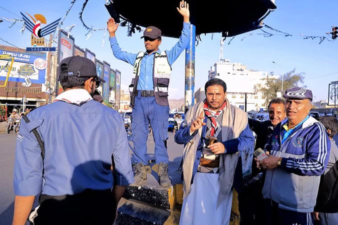 نائب وزير الشباب يتفقَّد أنشطة كشافة أمانة العاصمة في مساندة رجال المرور