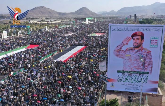 مسيرة مليونية بالعاصمة صنعاء تجدد العهد للشهداء وتؤكد الجهوزية لنصرة فلسطين