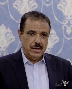 وزير الخارجية يحذّر من تصعيد شامل ويؤكد ارتكاب إسرائيل جرائم حرب في اليمن